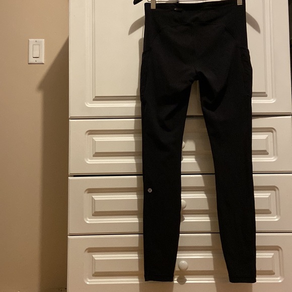 Lululemon Swift Speed 28 length size 6 leggings - Picture 2 of 4